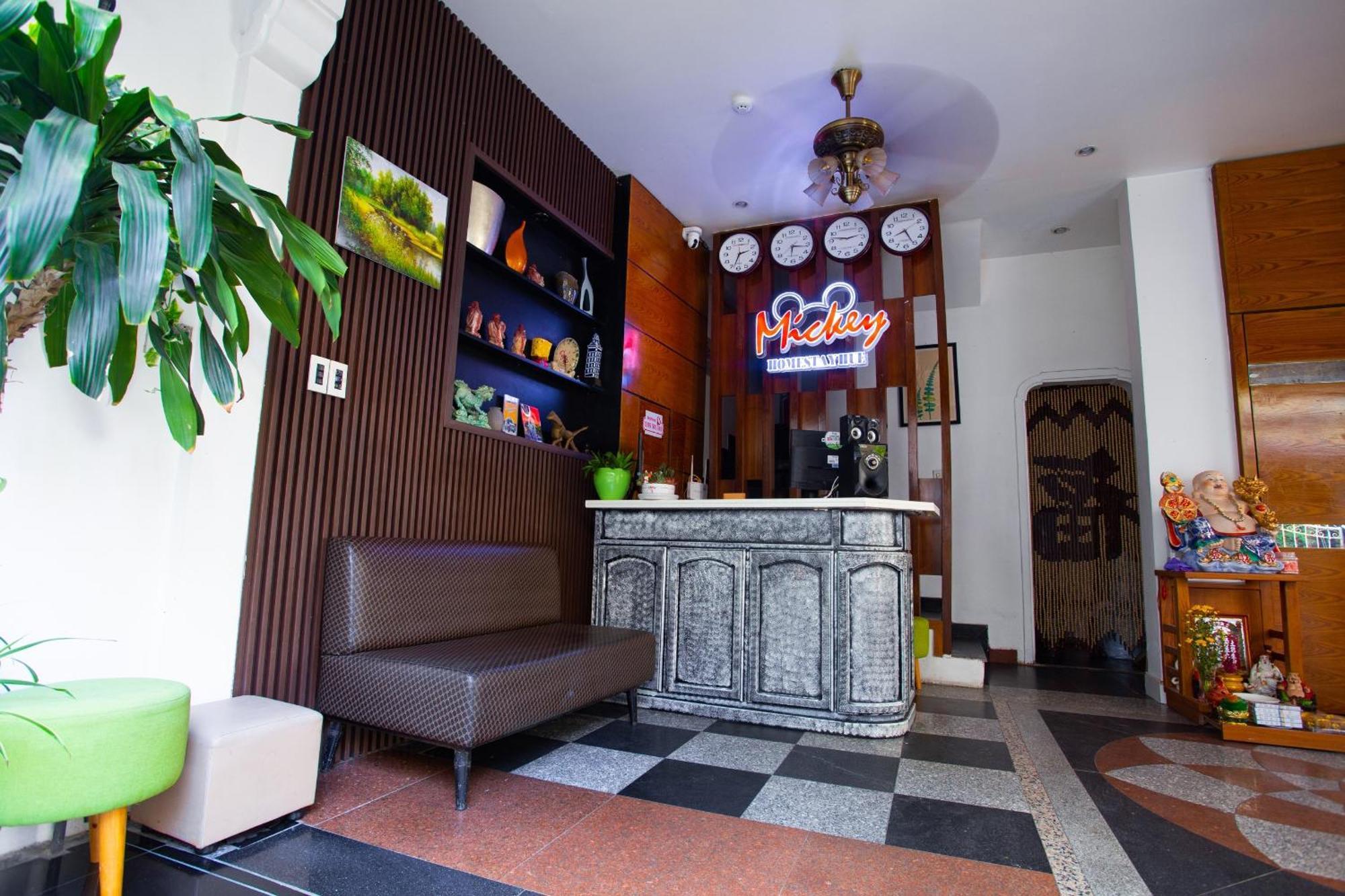 Mickey Homestay Hue Exterior photo